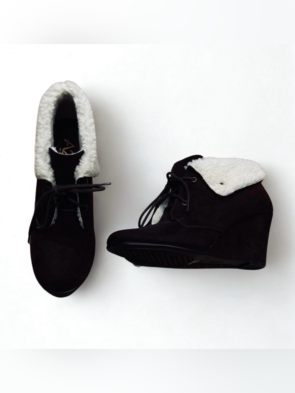 NWOB A2 By Aerosoles Brown Wedge Ankle Boots with Faux Sherpa, Size 7.5